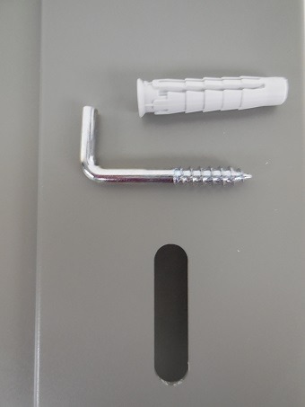 CNC gefreesde sleufgaten voor vaste montage van PVC raamluiken of sierluiken – Ventinella