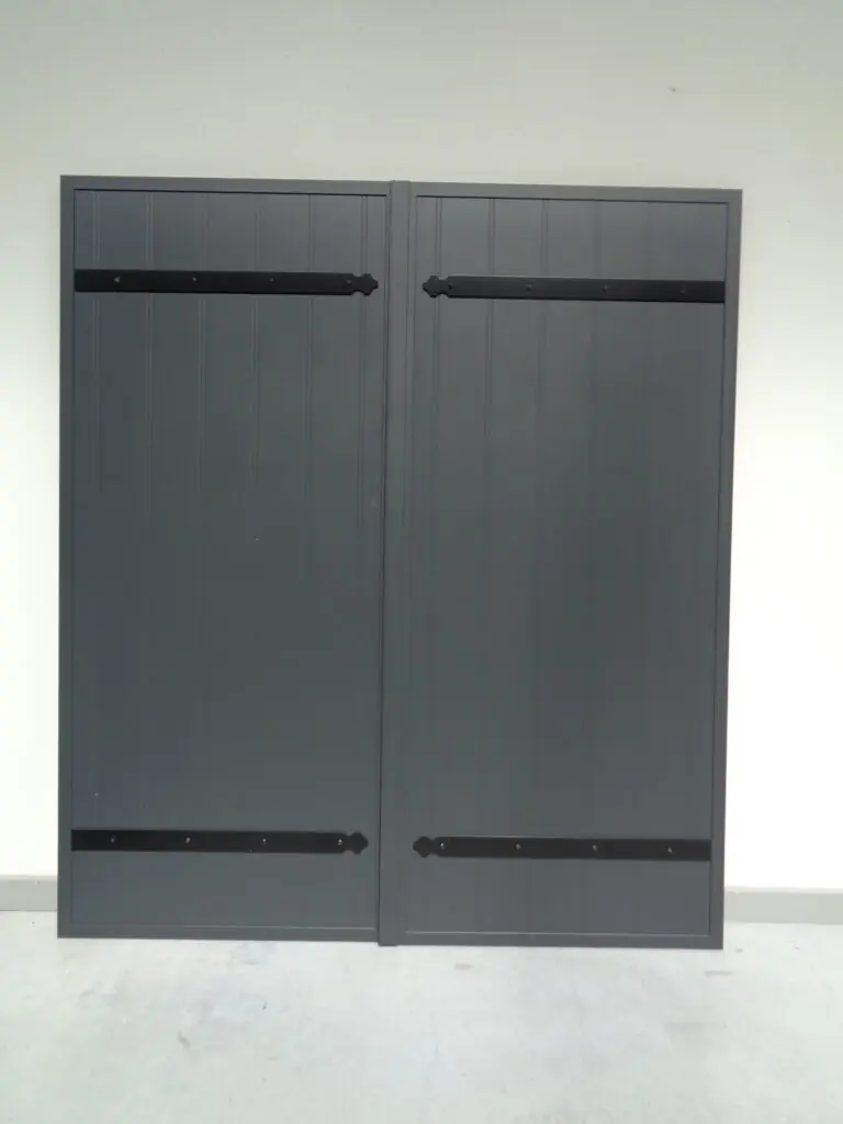aluminium-raamluiken-model-6-boerenluiken-grijs-rechte-lenen