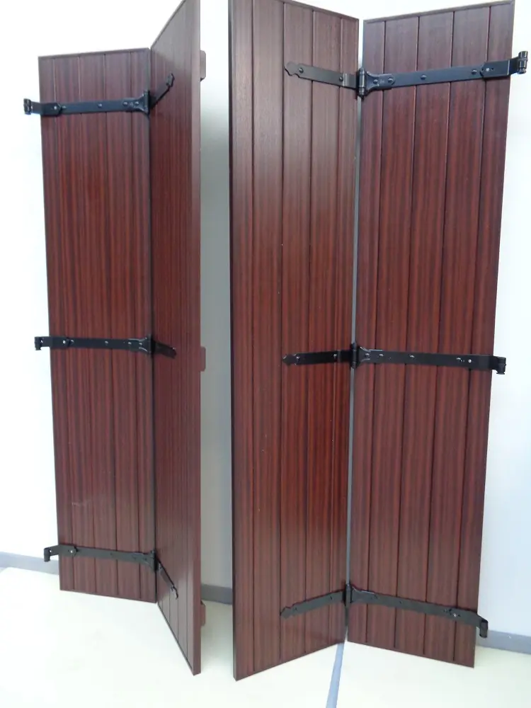 PVC raamluik dubbel boerenluik dat vouwt in donkere houtlook met vouwscharnieren en rechte lenen voorgemonteerd - productfoto