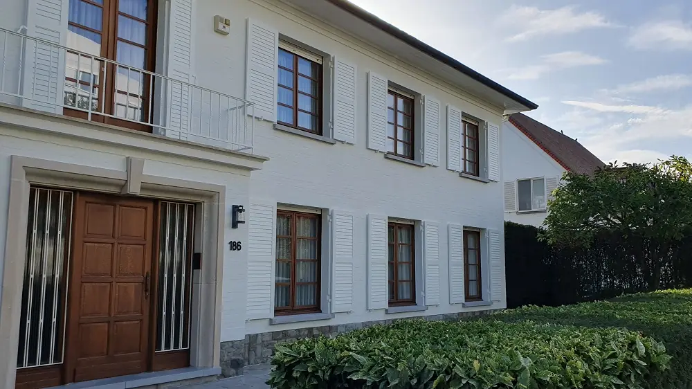 pvc-raamluiken-ventinella-referentie-gesloten-louvre-wit-villa